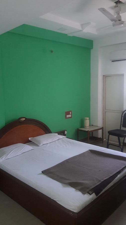 Hotel Sahara Palace Bhuj Extérieur photo