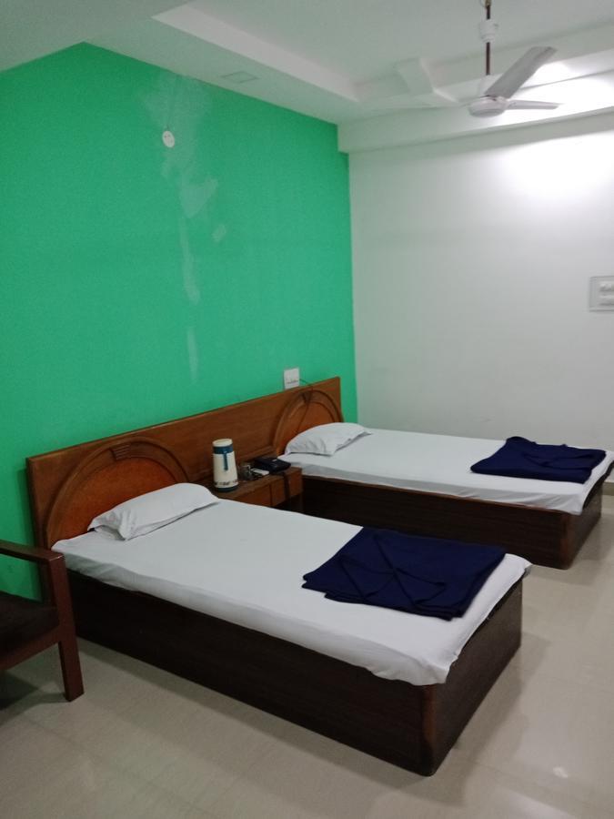 Hotel Sahara Palace Bhuj Extérieur photo